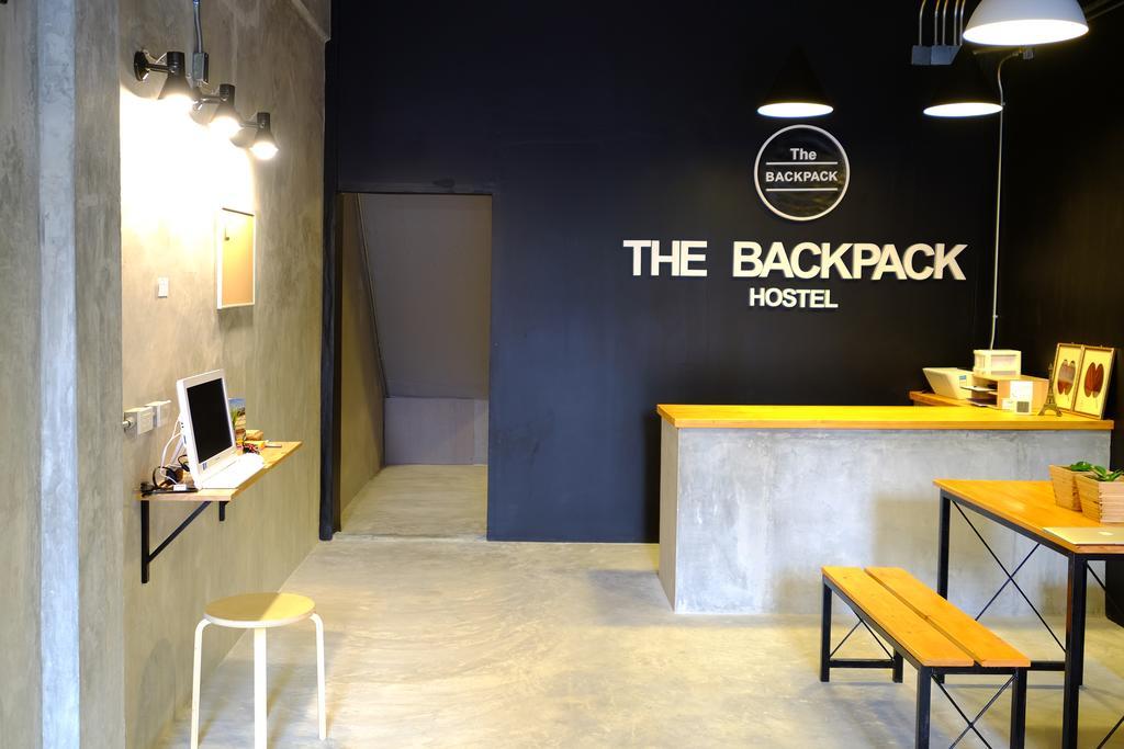 The Backpack Hostel Bangkok Exterior photo