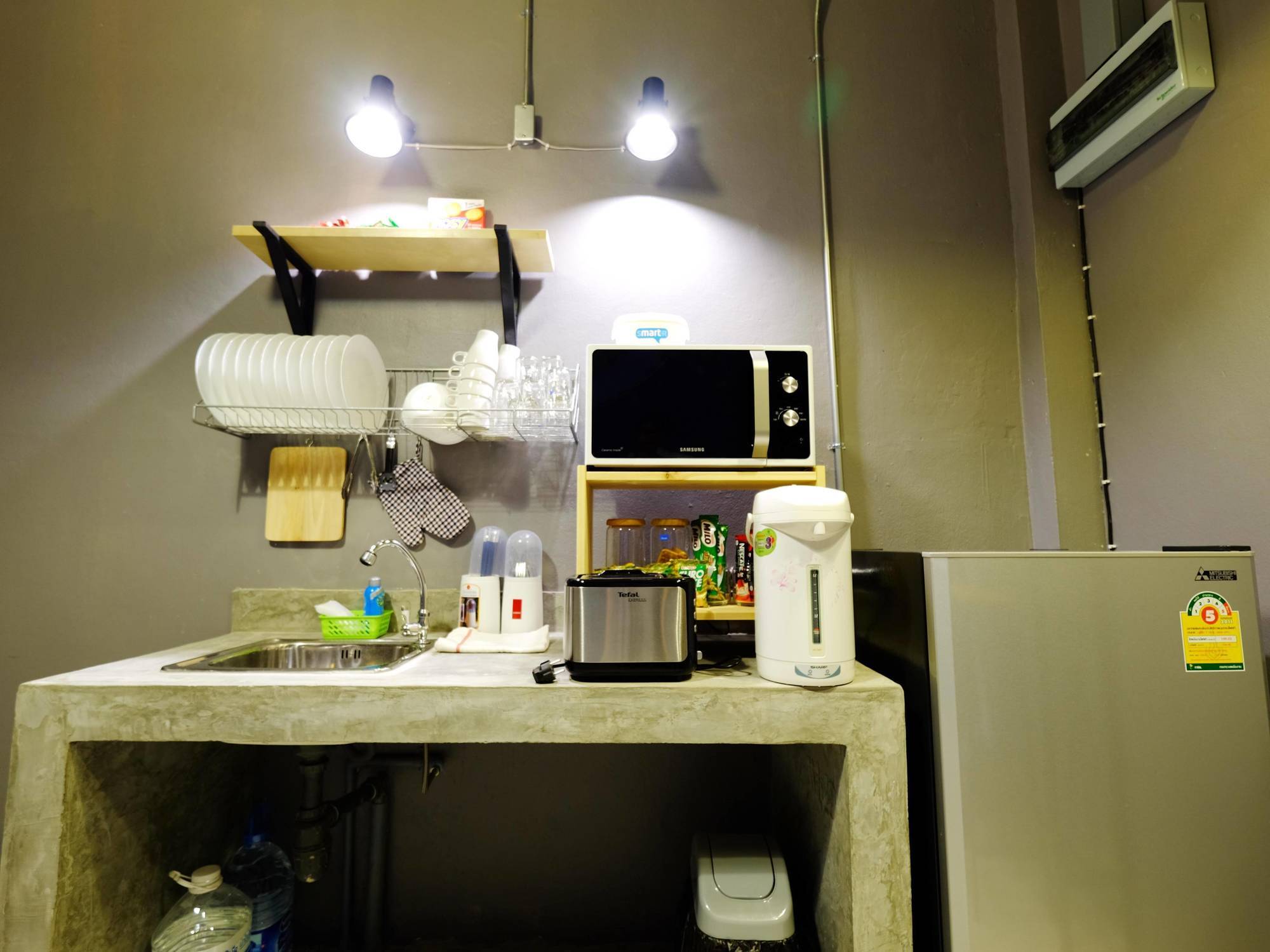 The Backpack Hostel Bangkok Exterior photo